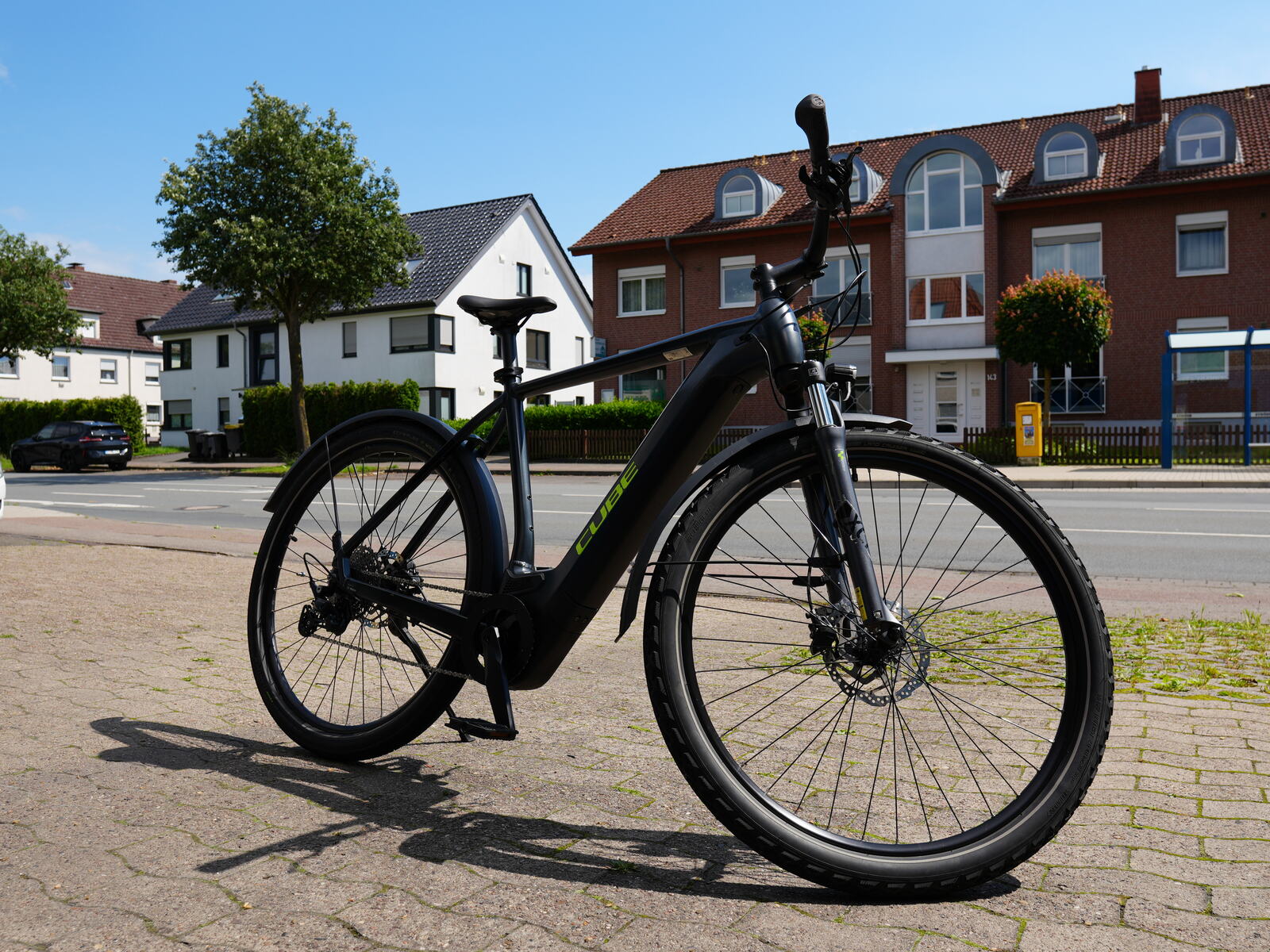 Glänzendes E-Bike nach der professionellen Handwäsche bei Gennadis Bike-Wash